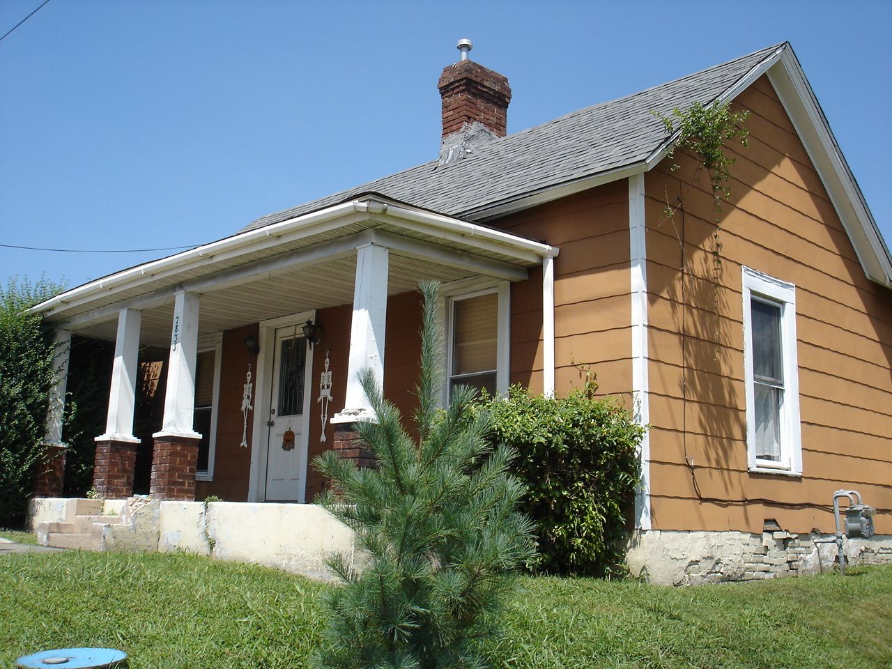 2833 Blackburn Ave, Ashland, KY 41101